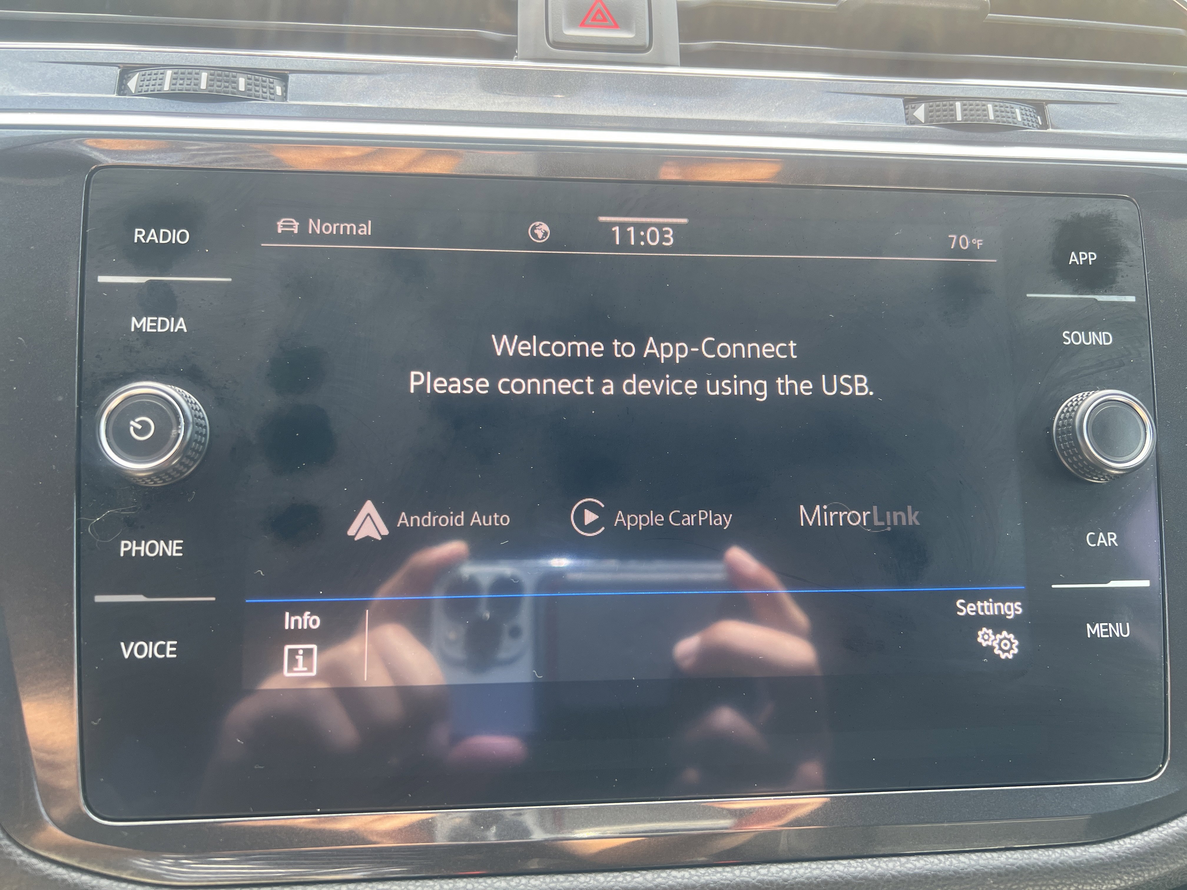 Used 2021 Volkswagen Tiguan SE R-Line image 27