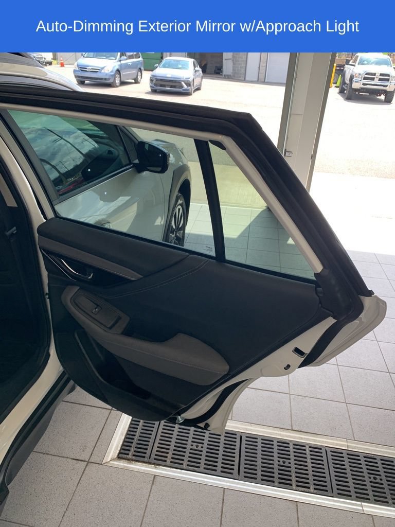 Used 2025 Subaru Outback Onyx Edition XT w/ Popular Package #2 AWD/4WD image 12