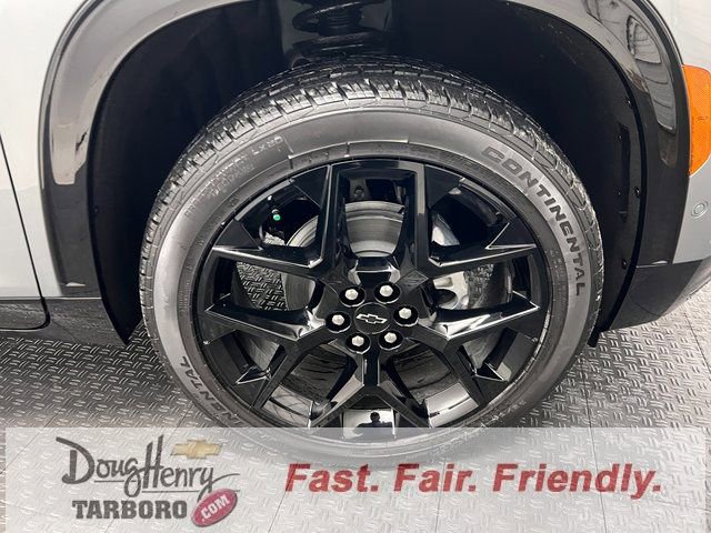 New 2026 Chevrolet Traverse RS w/ LPO, Floor Liner Package FWD image 19