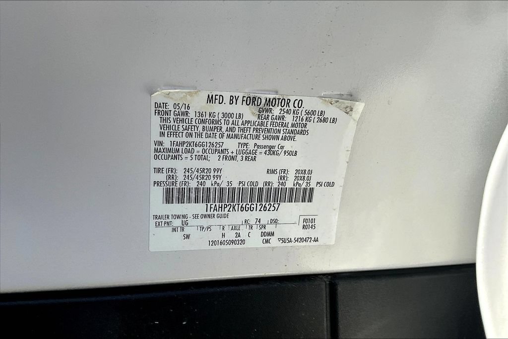 Used 2016 Ford Taurus SHO w/ Equipment Group 401A AWD/4WD image 35