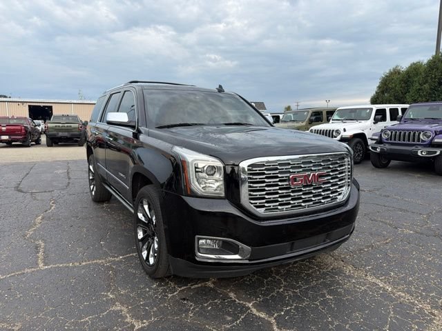 Used 2018 GMC Yukon Denali w/ Denali Ultimate Package AWD/4WD image 2