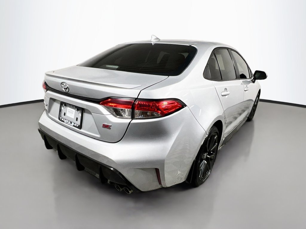 Used 2024 Toyota Corolla SE FWD image 3
