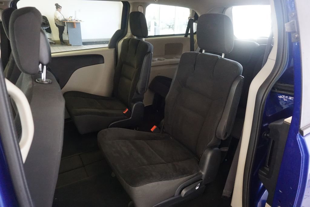 Used 2019 Dodge Grand Caravan SE image 15