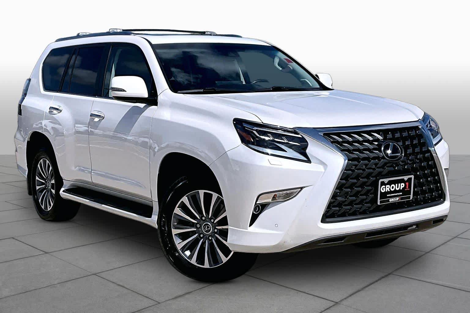 Used 2023 Lexus GX 460 Luxury w/ Accessory Package AWD/4WD image 3