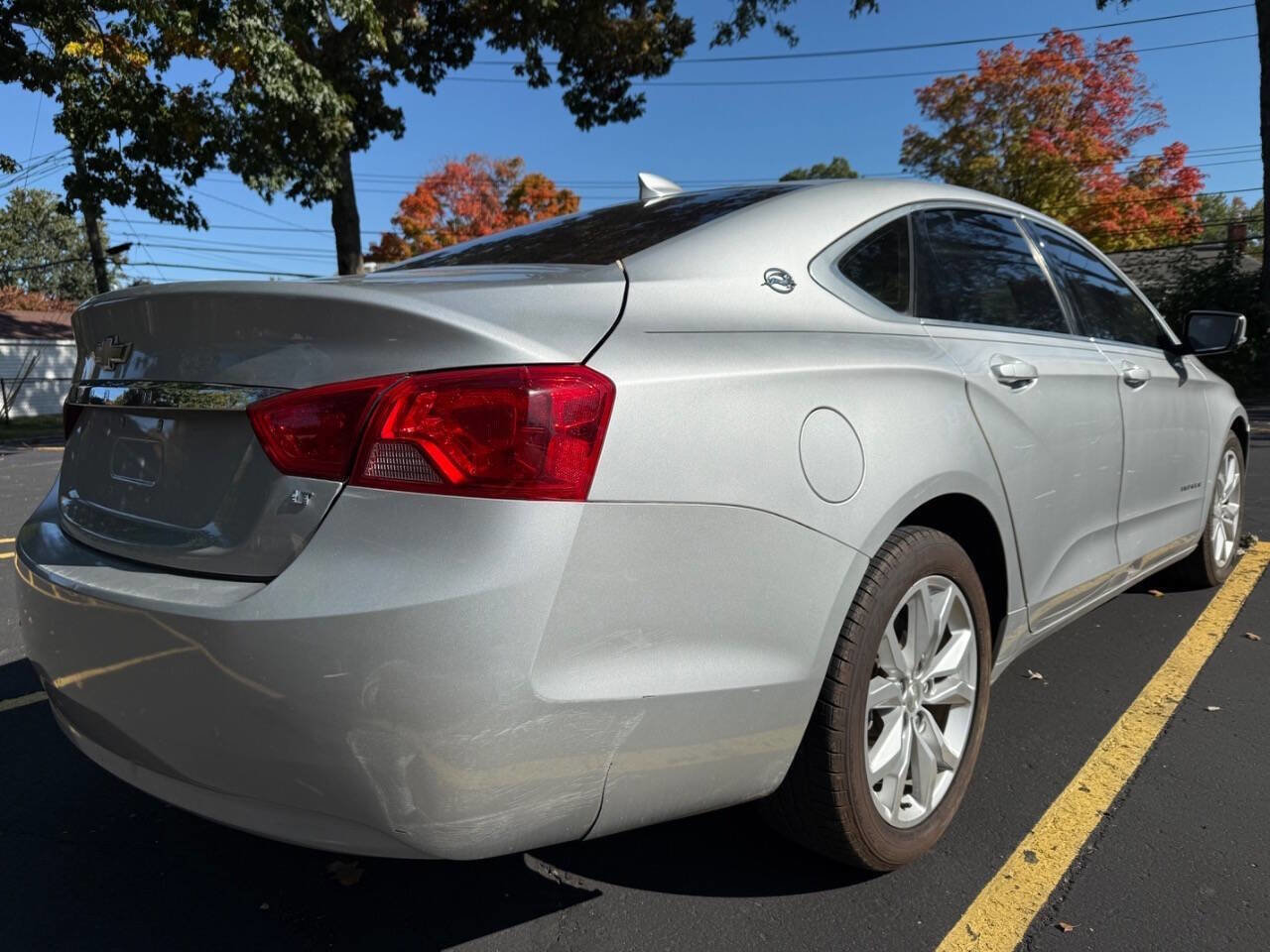 Used 2017 Chevrolet Impala LT image 7