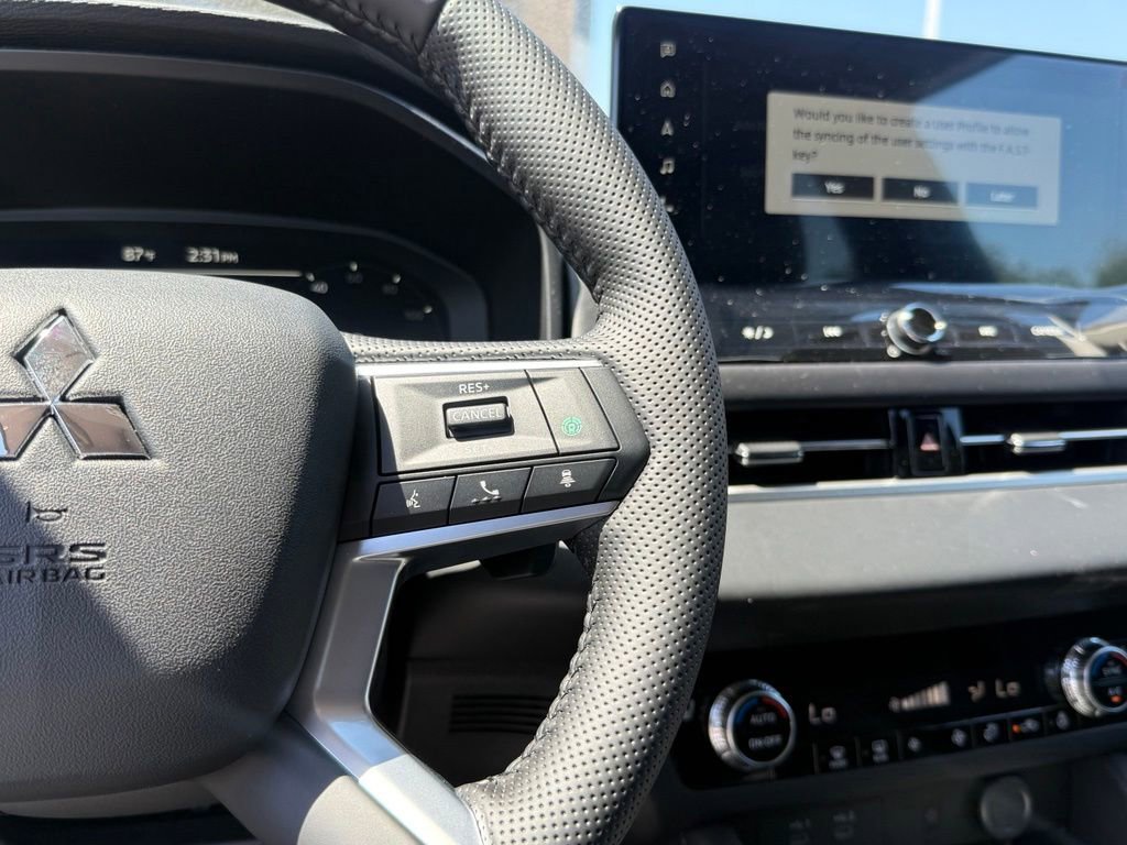 New 2026 Mitsubishi Outlander SE FWD image 19