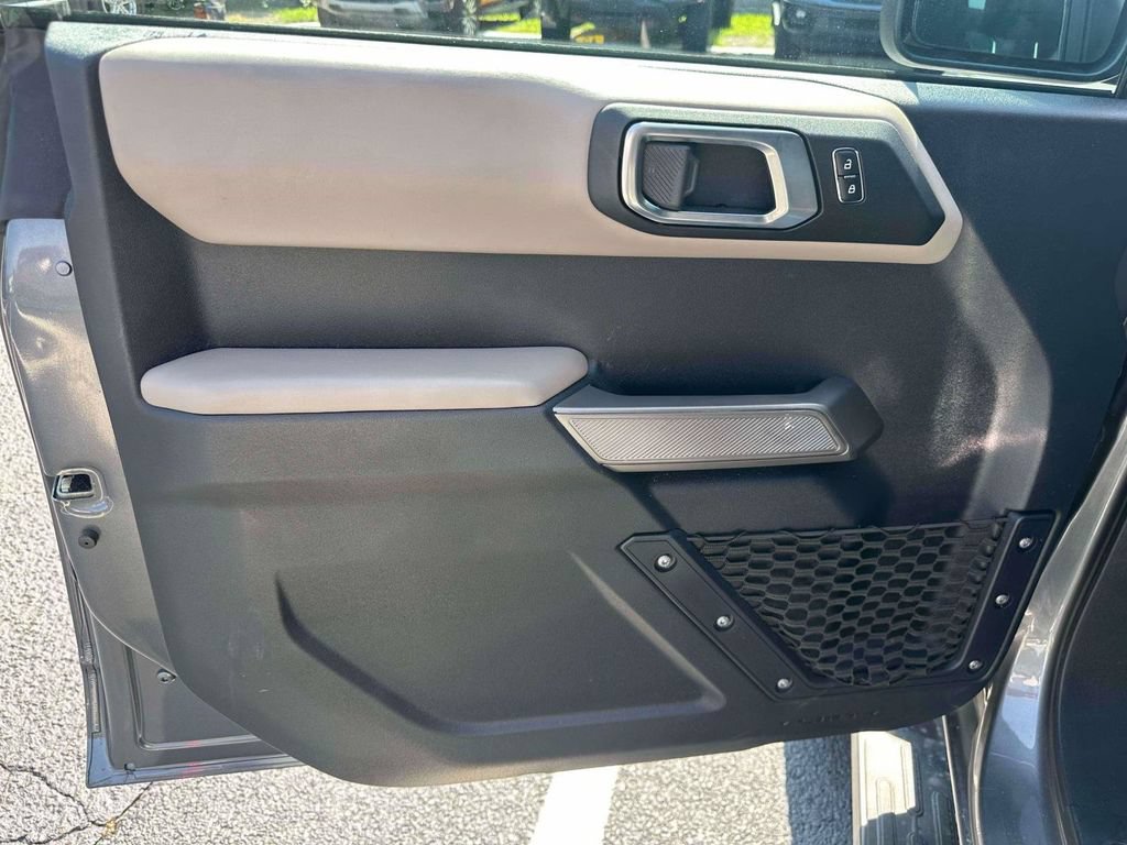 Used 2023 Ford Bronco Wildtrak AWD/4WD image 15