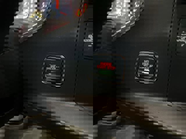 Certified 2014 Chevrolet Corvette Stingray Coupe w/ 2LT Preferred Equipment Group image 16