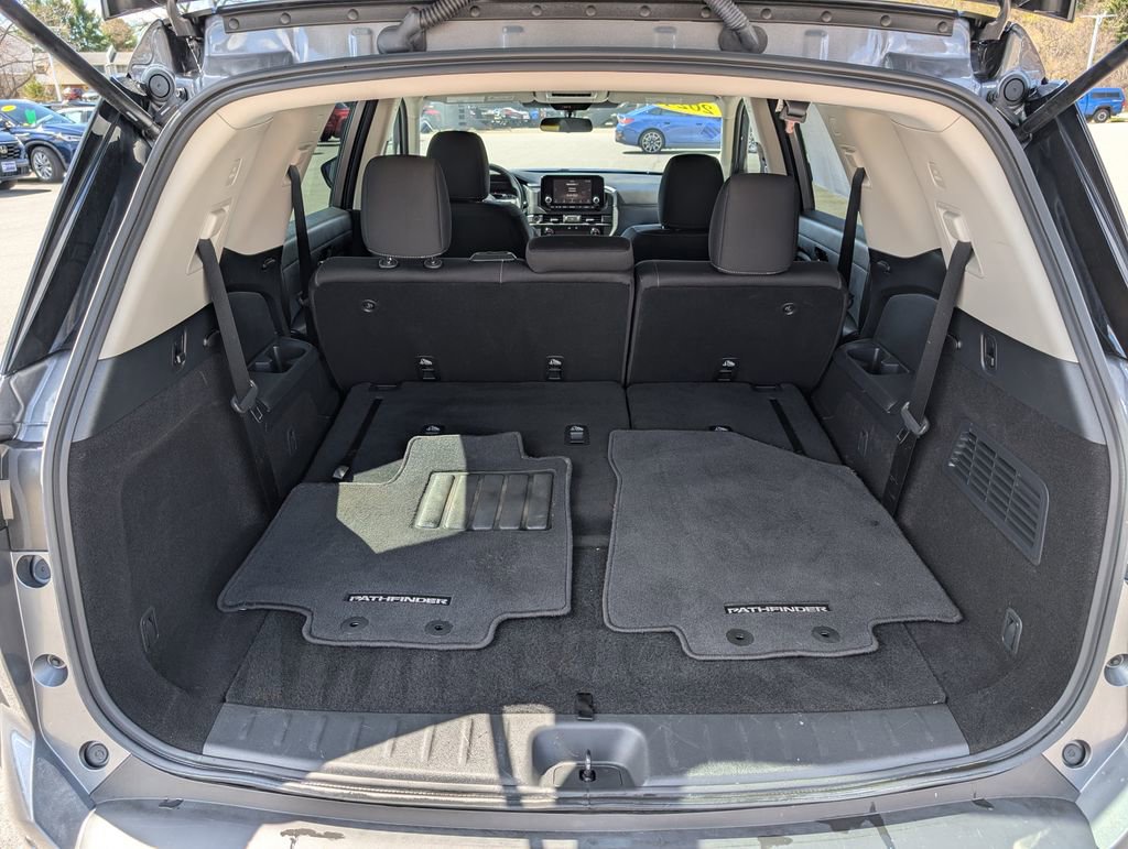 Used 2024 Nissan Pathfinder S AWD/4WD image 13