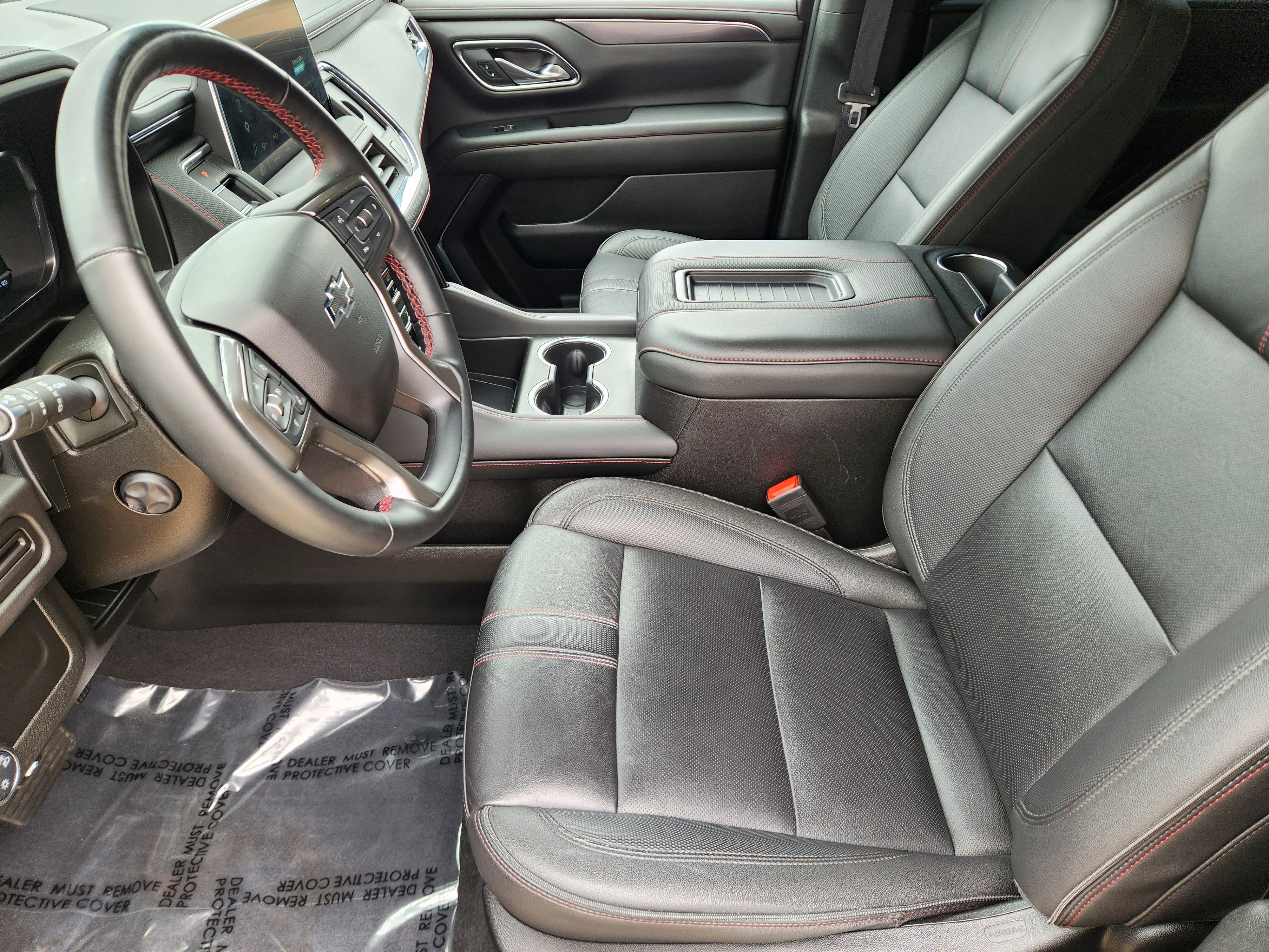 Used 2024 Chevrolet Suburban RST w/ Luxury Package AWD/4WD image 7