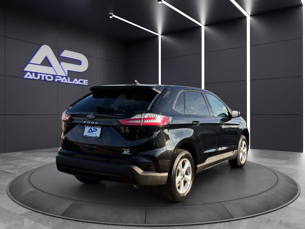 Used 2024 Ford Edge SE image 6