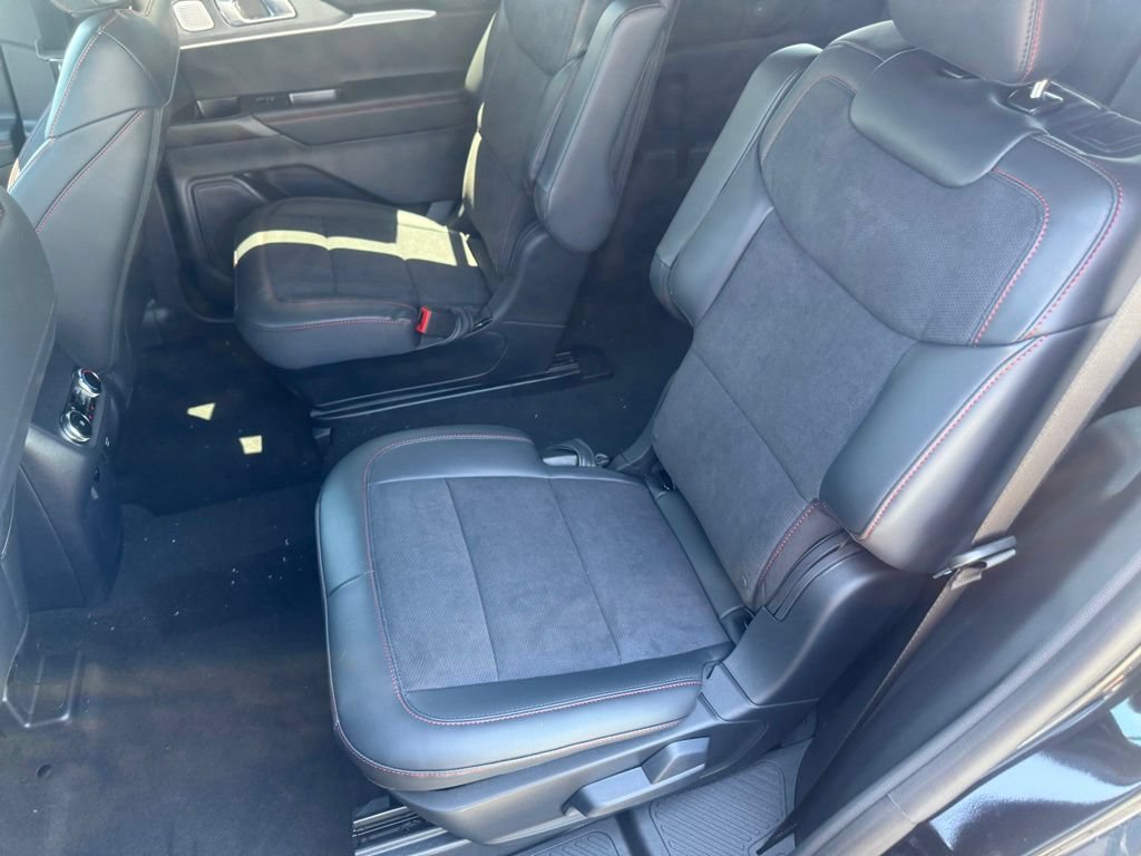 New 2026 Ford Explorer ST w/ Sun And Sound Package AWD/4WD image 34