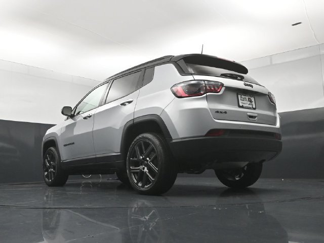 New 2026 Jeep Compass Limited AWD/4WD image 22