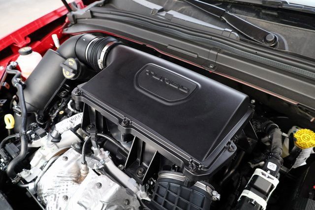 New 2025 Alfa Romeo Tonale Veloce w/ Premium Package image 9