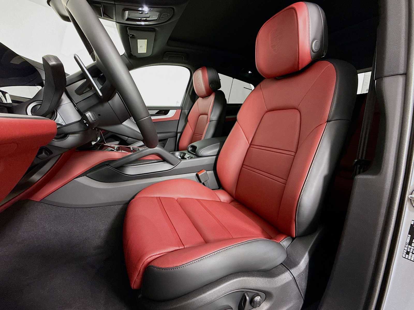 New 2026 Porsche Cayenne image 5