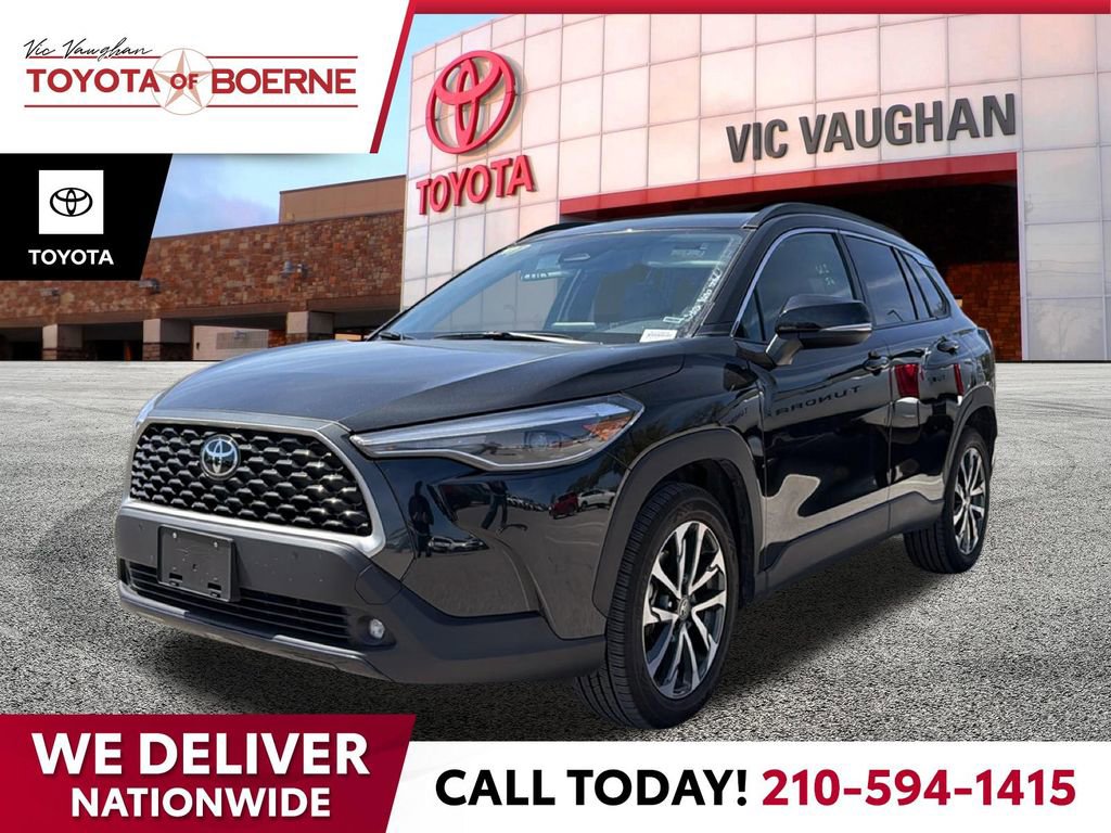 Certified 2025 Toyota Corolla Cross XLE video 1