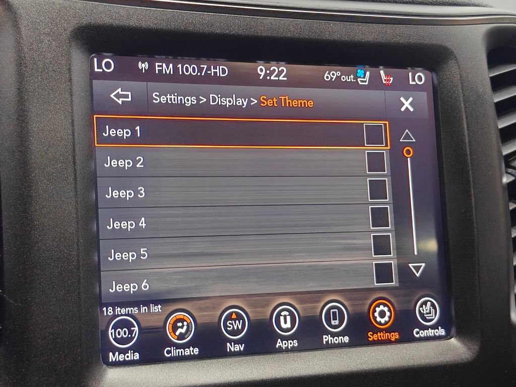 Used 2020 Jeep Cherokee Trailhawk image 55