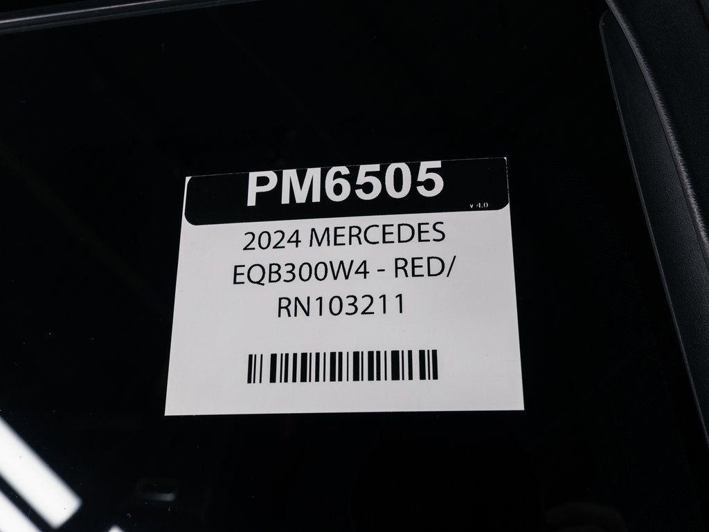 Used 2024 Mercedes-Benz EQB 300 4MATIC image 34