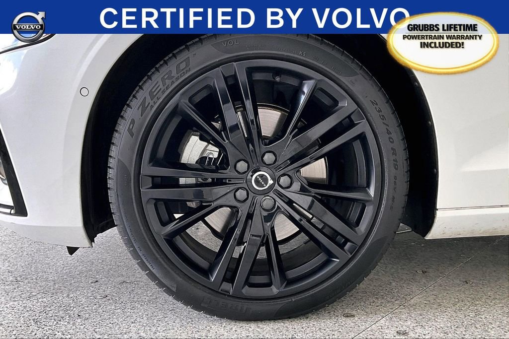 Certified 2023 Volvo S60 B5 Plus w/ Climate Package image 12