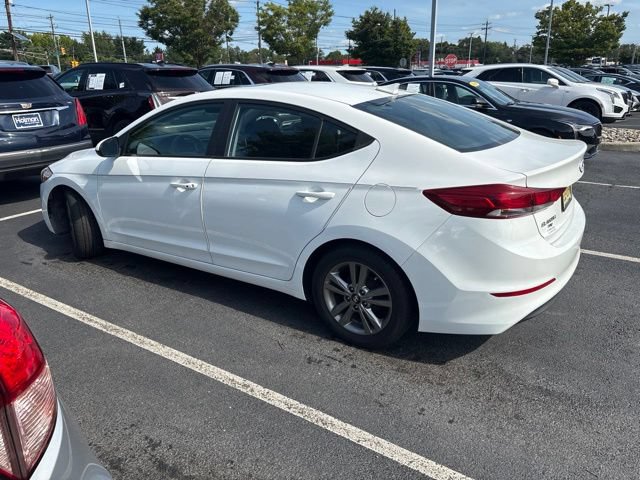 Used 2017 Hyundai Elantra Value Edition FWD image 3