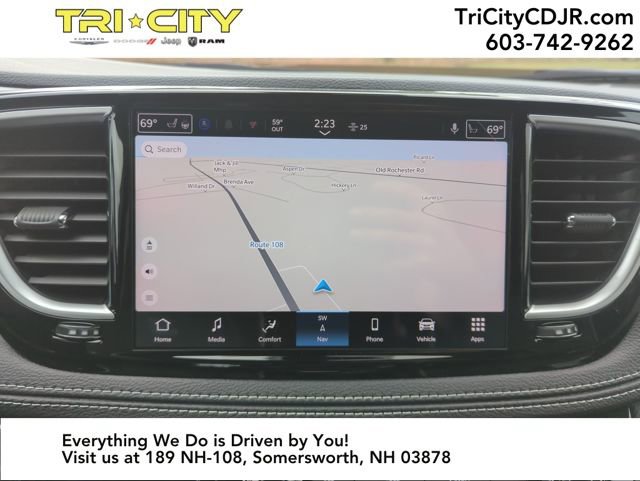 New 2026 Chrysler Pacifica Limited w/ S Appearance Package image 18