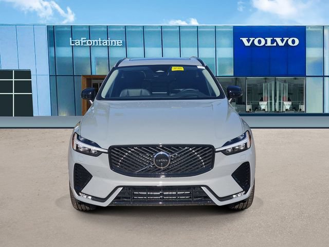 New 2026 Volvo XC60 B5 Ultra w/ Climate Package AWD/4WD image 2