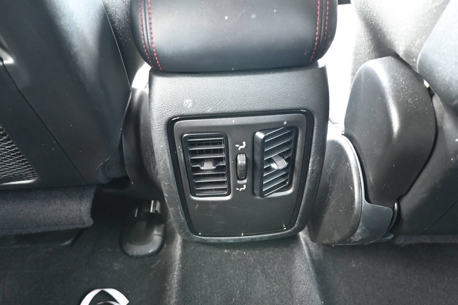 Used 2025 Dodge Durango GT RWD image 22