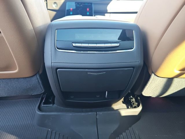 Certified 2026 Cadillac Escalade Luxury w/ Touring Package image 8