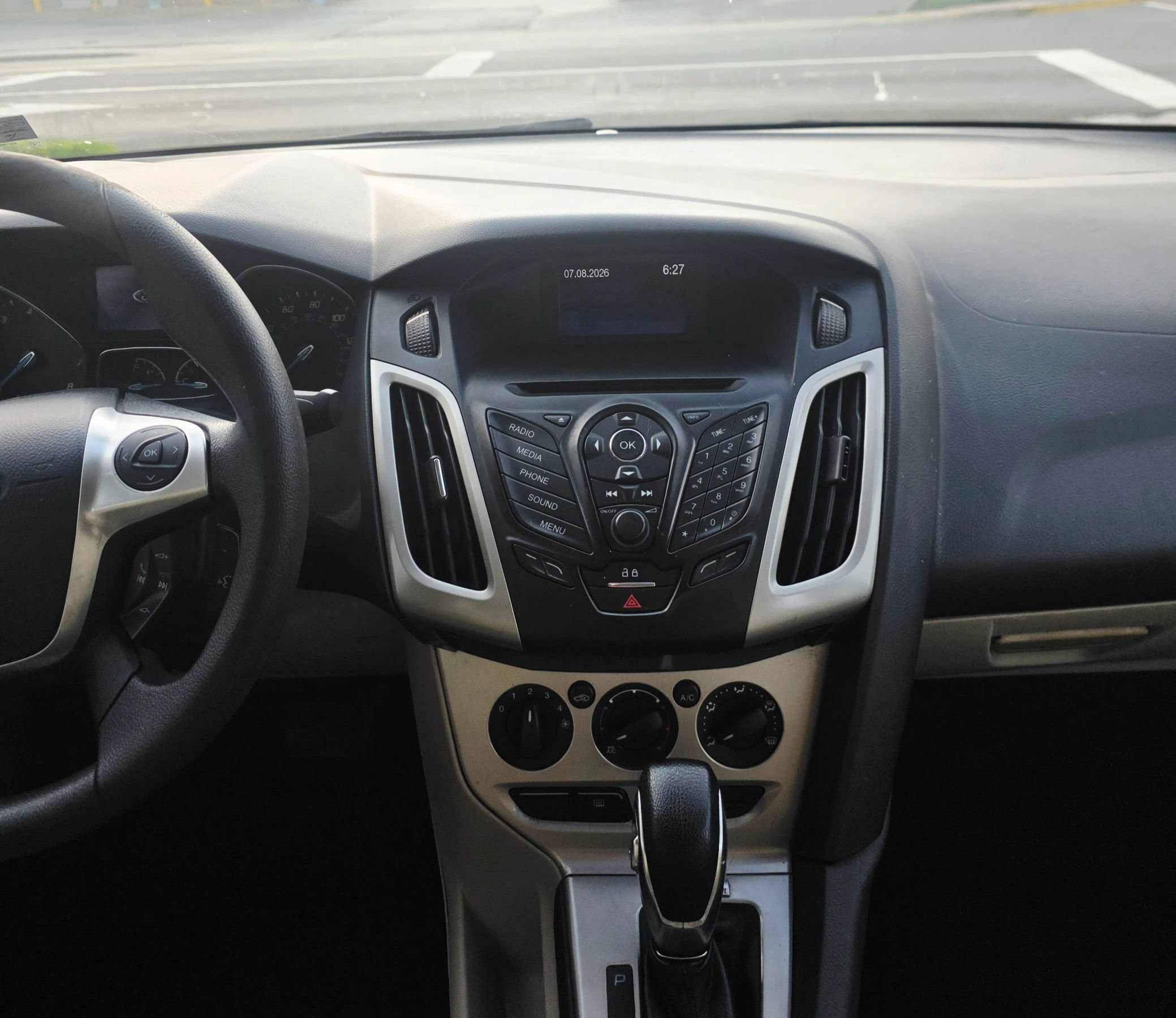 Used 2013 Ford Focus SE FWD image 18