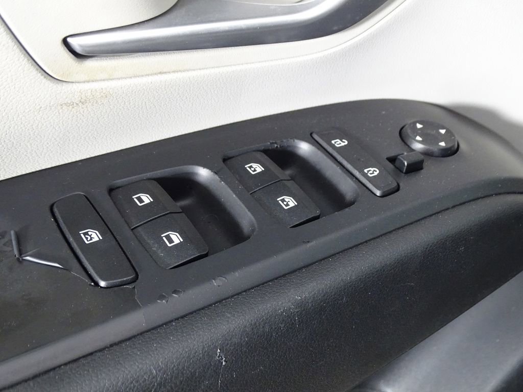 Used 2022 Hyundai Tucson SEL w/ Cargo Package image 18