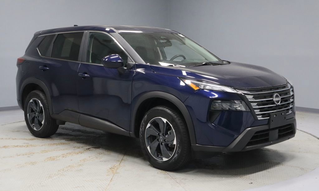 Certified 2025 Nissan Rogue SV AWD/4WD image 1