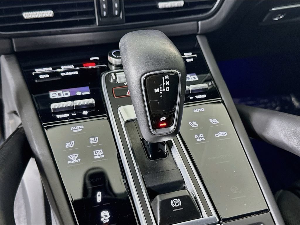 Certified 2021 Porsche Cayenne GTS AWD/4WD image 18