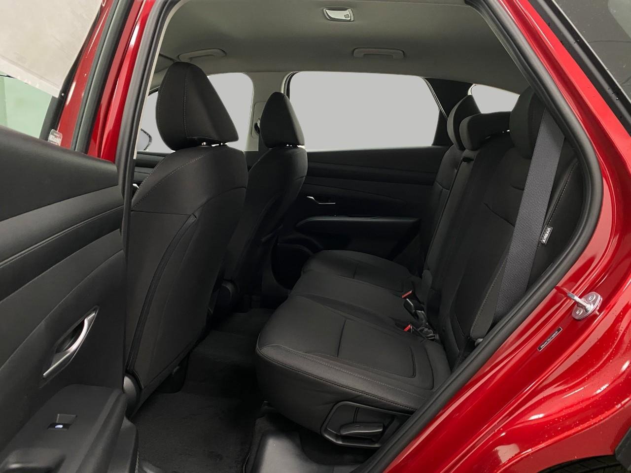 New 2026 Hyundai Tucson SE image 27
