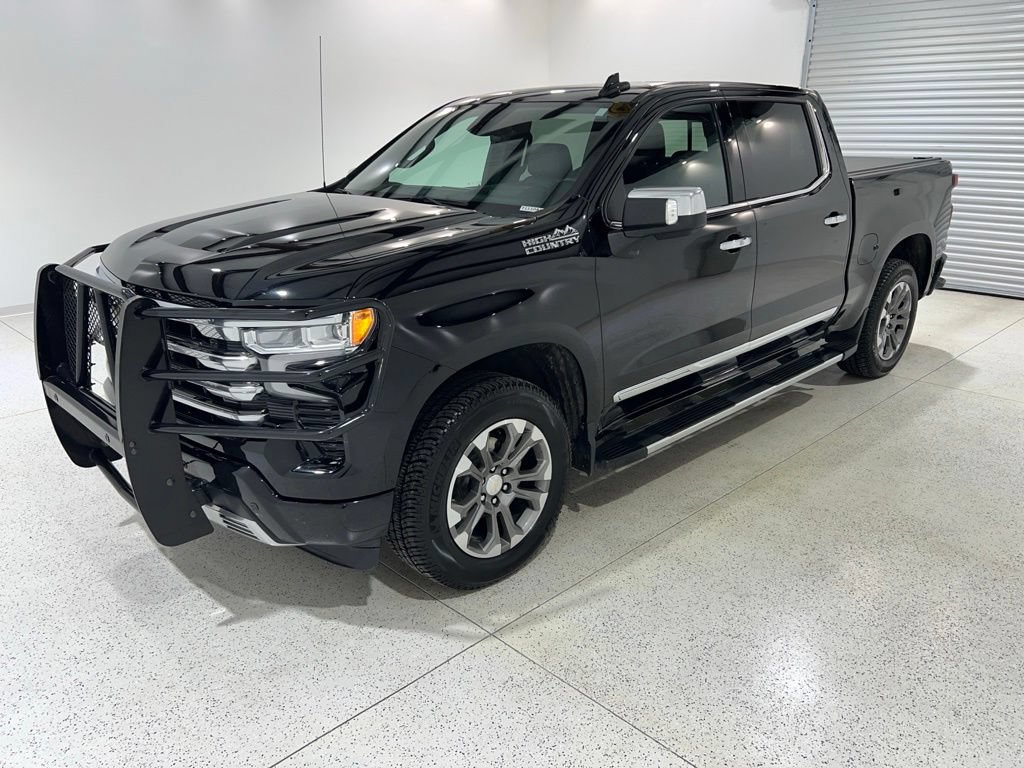 Used 2024 Chevrolet Silverado 1500 High Country w/ Technology Package AWD/4WD video 1