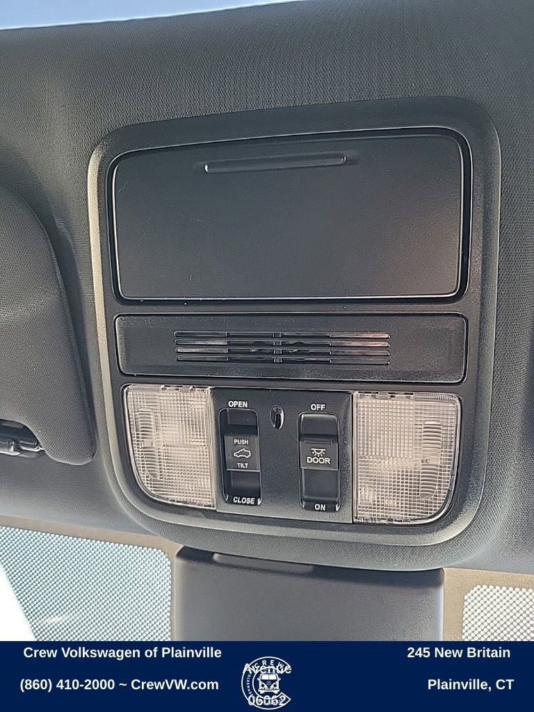 Used 2023 Honda Odyssey Sport image 11