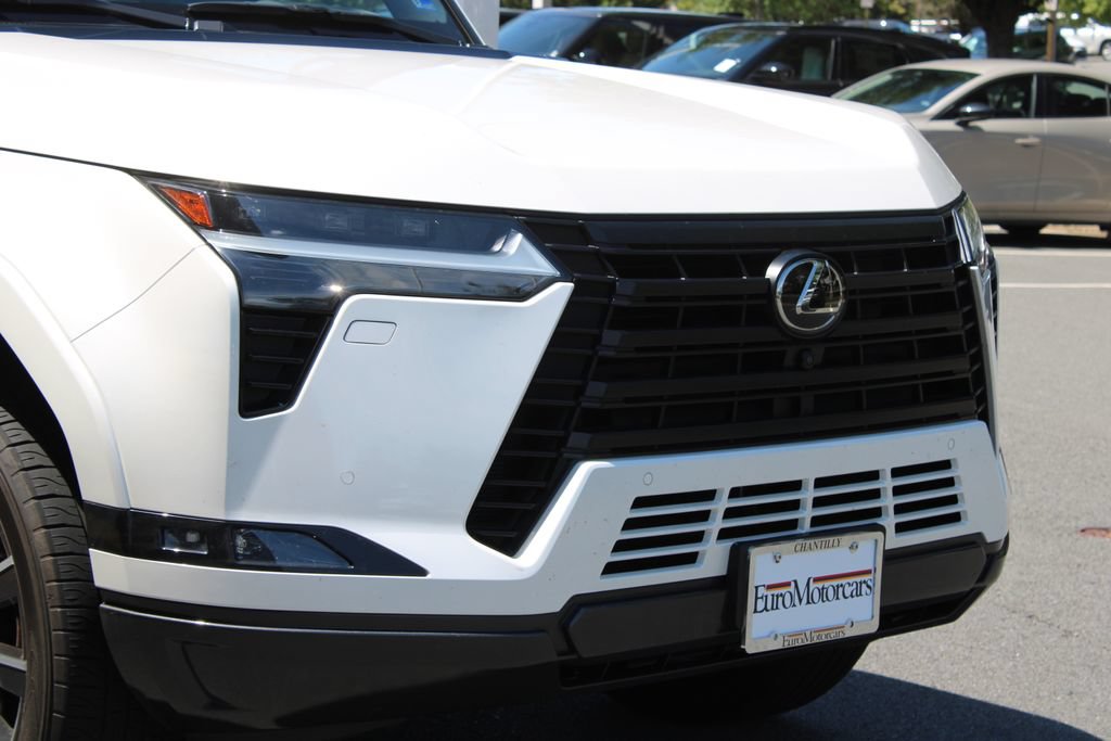 Used 2024 Lexus GX 550 w/ Accessory Package (Z1) AWD/4WD image 3