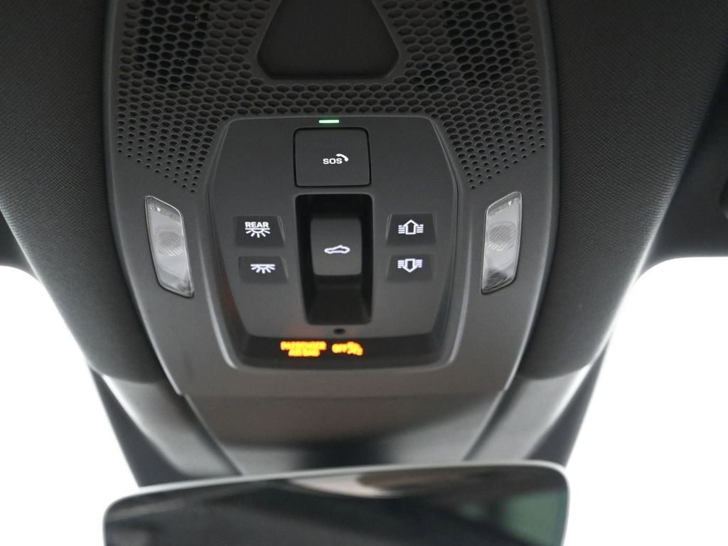 New 2026 Porsche Cayenne image 24