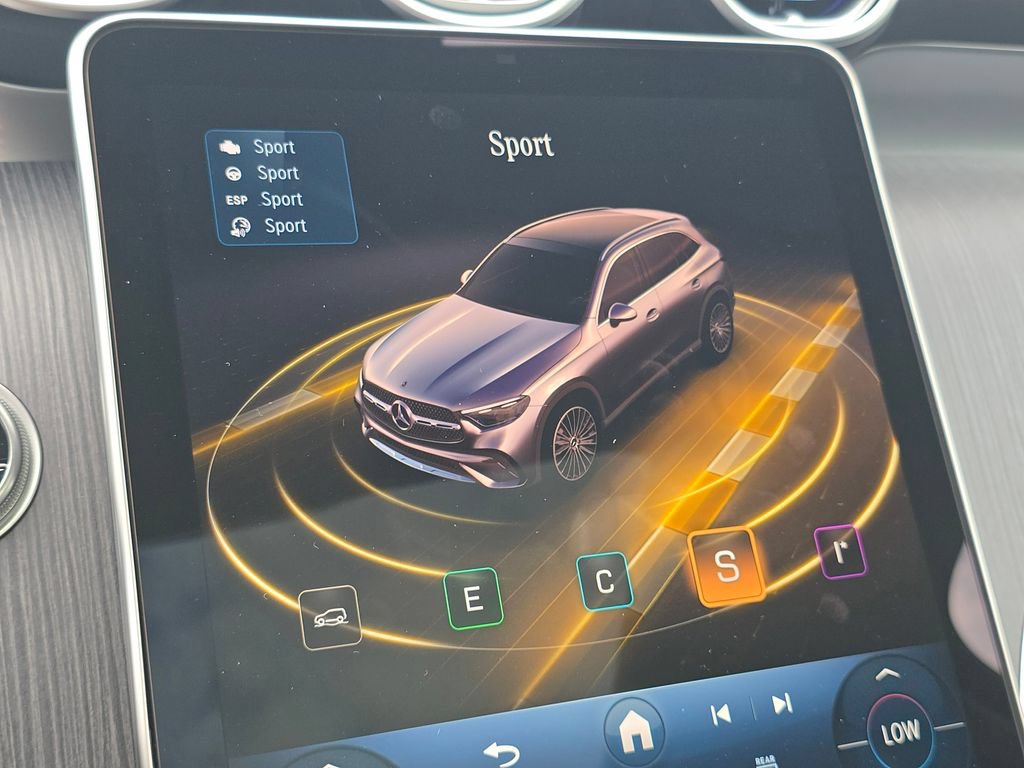 New 2027 Mercedes-Benz GLC 300 4MATIC image 34