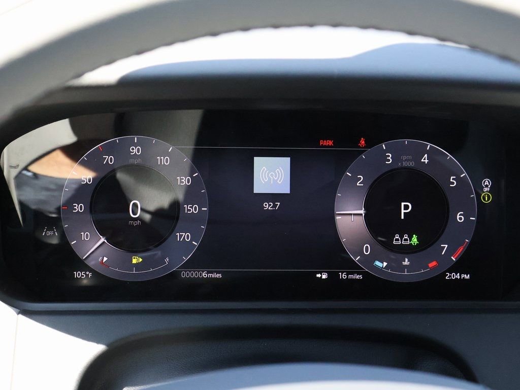 New 2026 Land Rover Range Rover Velar Dynamic SE image 29