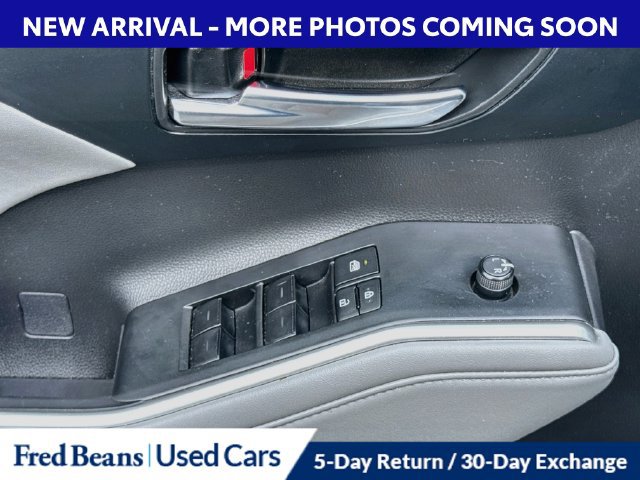 Used 2022 Toyota Highlander XLE AWD/4WD image 24