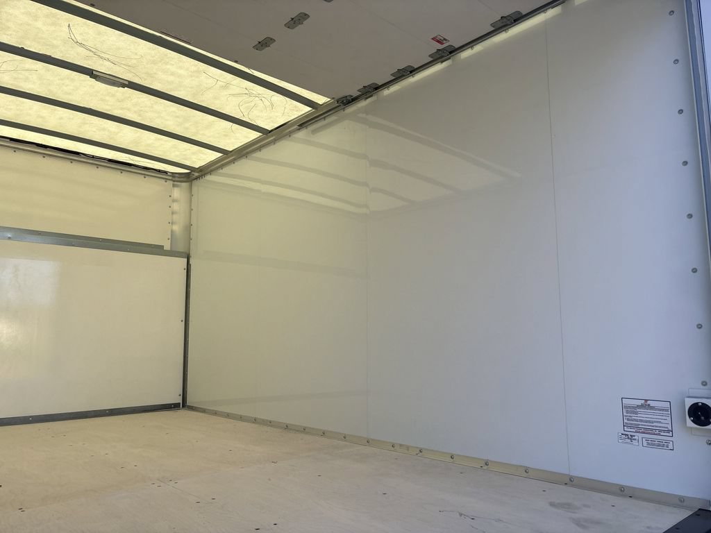 New 2024 Ford E-450 and Econoline 450 Super Duty w/ Power Windows & Locks Group RWD image 34