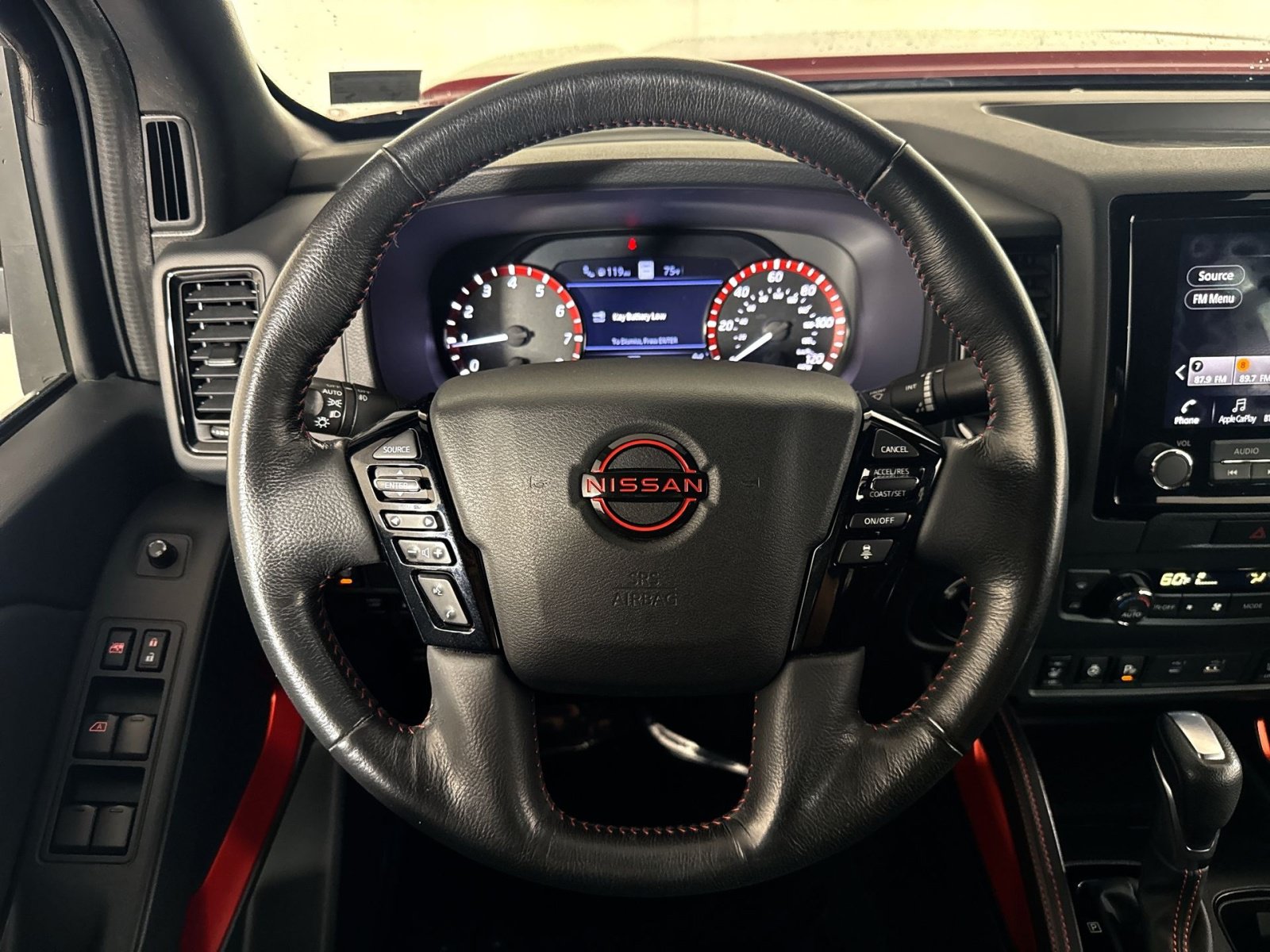 Used 2022 Nissan Frontier PRO-4X AWD/4WD image 16
