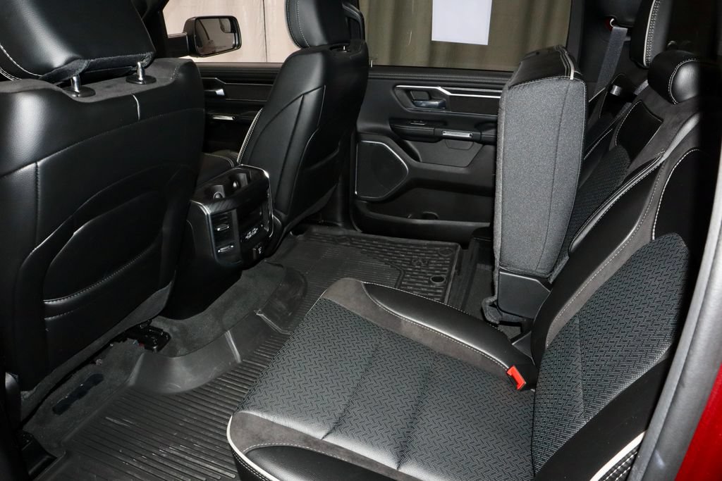 Used 2024 RAM 1500 Laramie AWD/4WD image 24