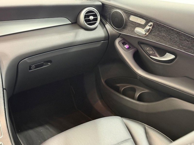 Certified 2022 Mercedes-Benz GLC 300 4MATIC w/ Multimedia Package Lite image 13