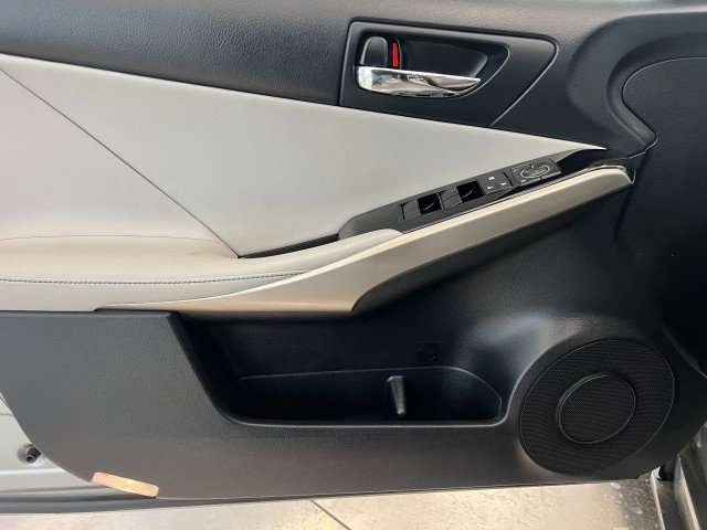 Used 2016 Lexus IS 300 AWD w/ Navigation System Package image 12