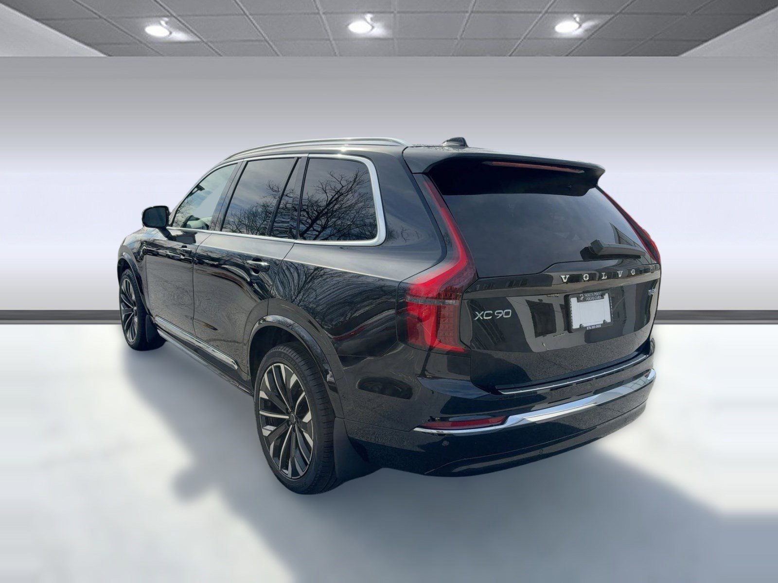 New 2026 Volvo XC90 T8 Plus w/ Protection Package image 3
