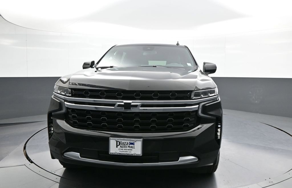 Used 2024 Chevrolet Suburban LS w/ Driver Alert Package AWD/4WD image 2