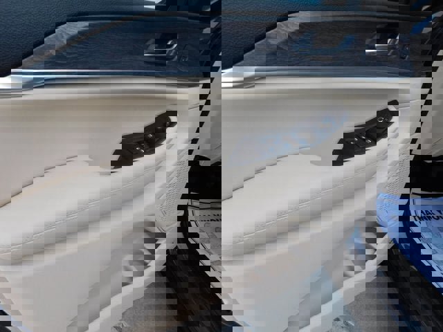 New 2025 Jeep Grand Cherokee L Limited w/ Luxury Tech Group II image 11