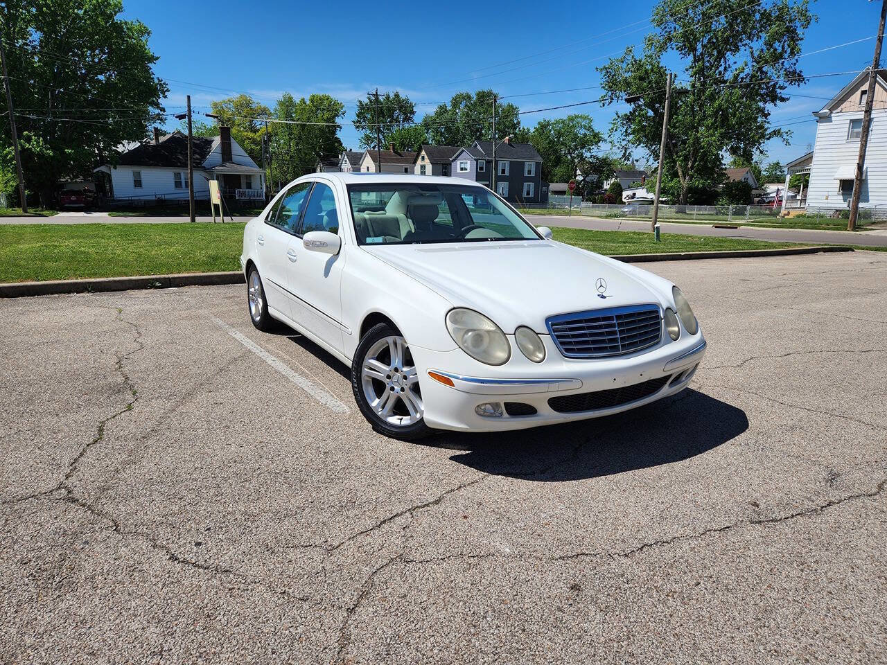 Used 2004 Mercedes-Benz E 500 Sedan image 2