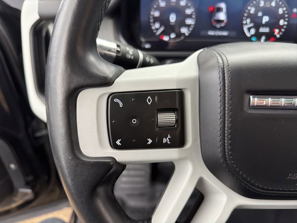 Used 2020 Land Rover Defender 110 HSE image 12